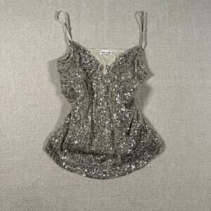 WOMEN'S SEQUIN TOP SIZE MEDIUM TOP CREAM SILVER PARTY GOING OUT CAMI